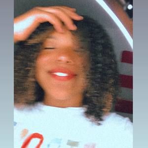 Meet your Posher, Joelys